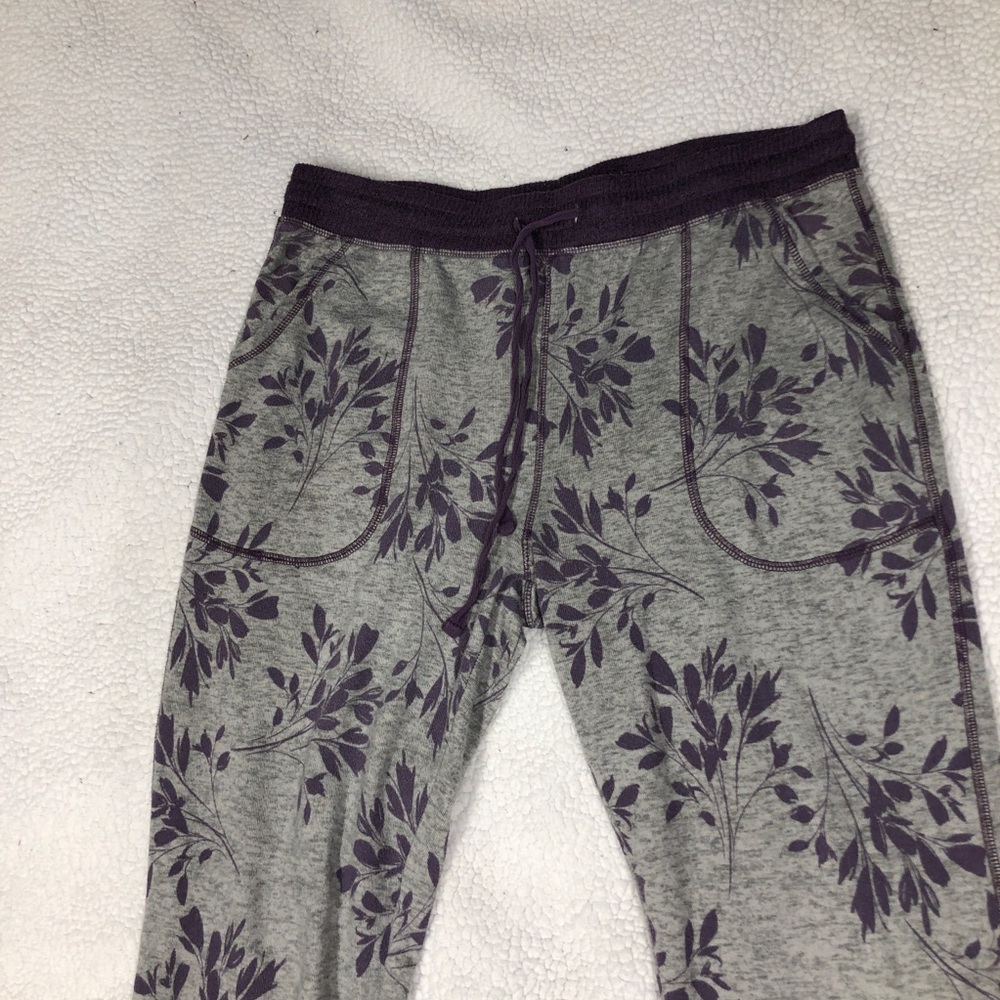 Karen Neuburger Gray & Purple Floral 3pc Lounge Pajama Set XL - Picture 9 of 12